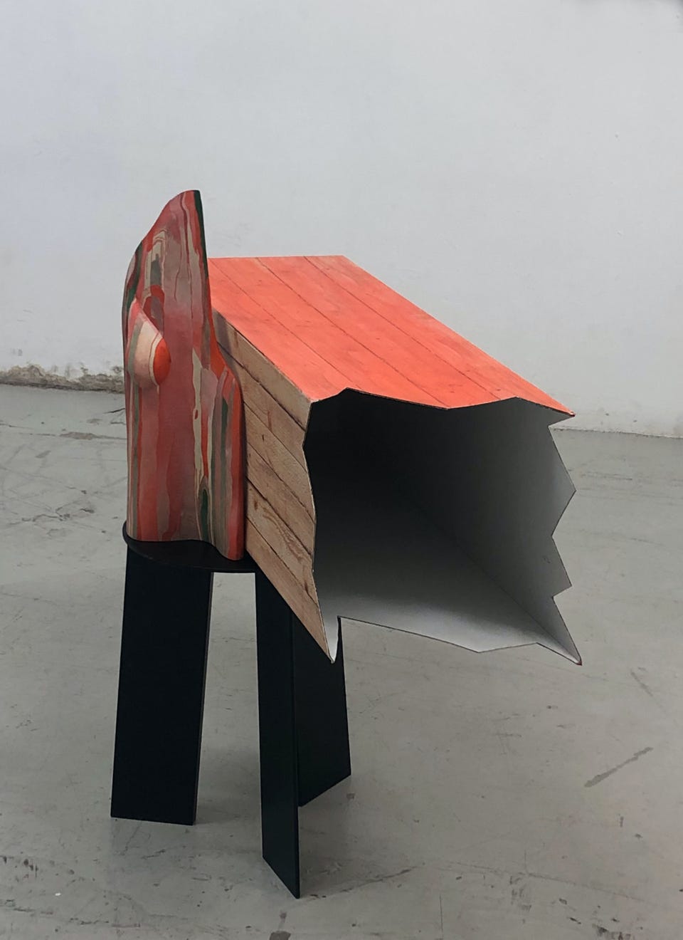 Decor, 2020, installation (hand-made oil painted wood sculpture, ready-made table by HAY, cardboard by Solits, woodstack design by Marcel Hellemons)